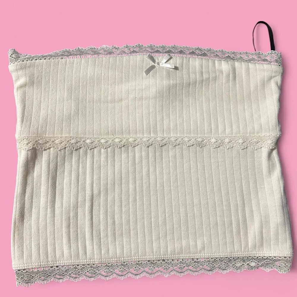 Forever 21 White Lace Trim Crop Top